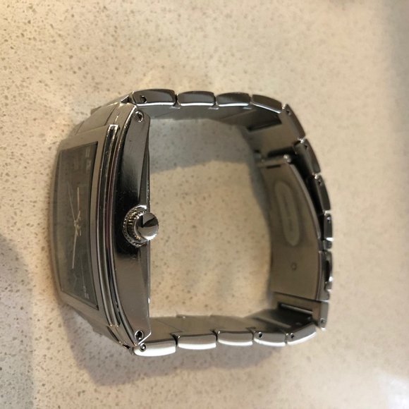 Kenneth Cole Reaction watch - Picture 9 of 9